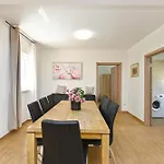 Palera 2327 بيت للعطل Ližnjan