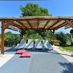 Palera 2327 Ližnjan