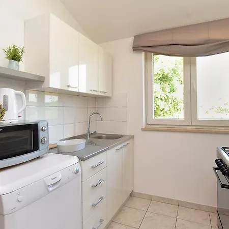 Palera 2327 Holiday home *