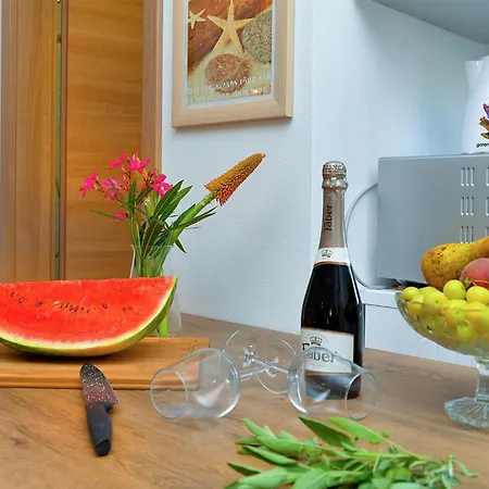 Palera 2327 Holiday home Liznjan