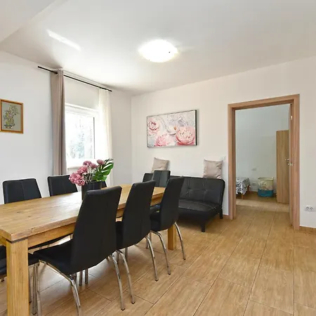Palera 2327 Holiday home