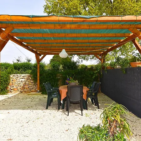 Holiday home Palera 2327