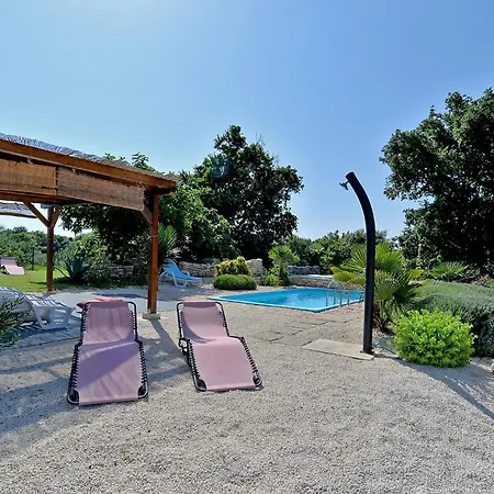 Holiday home Palera 2327 Liznjan